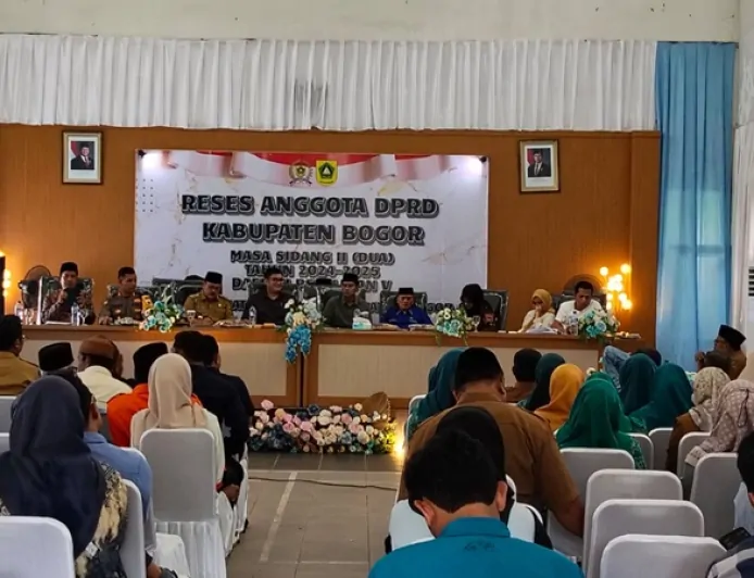 Reses Masa Sidang II 2024-2025, Ketua DPRD Kabupaten Bogor Sastra Winara Tampung Aspirasi Warga Rumpin