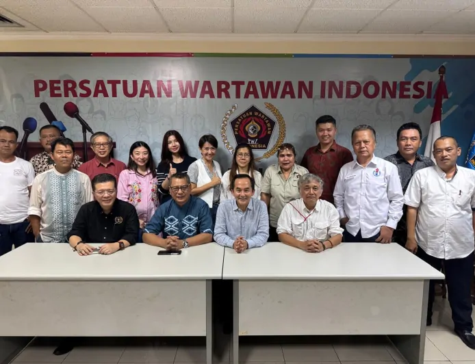 PWI Jaya dan iBlooming Jajaki Kerja Sama Digitalisasi Pelatihan Jurnalistik