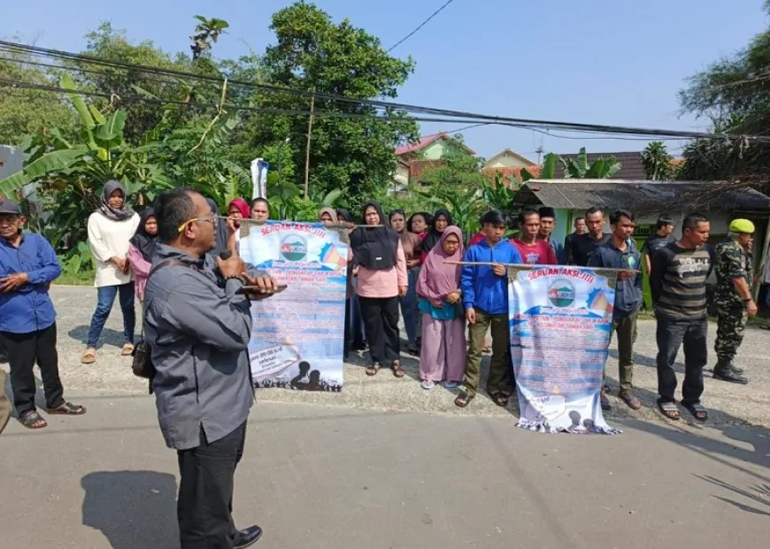 Warga Demo tamansari 2.webp