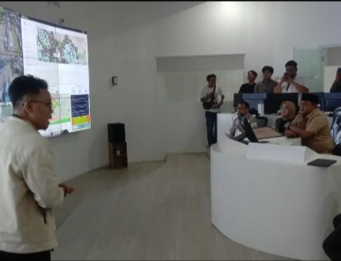 Cek Command Center, Bupati Bogor Rudy Susmanto: Data Digital Desa akan Terintegrasi dengan Pemda