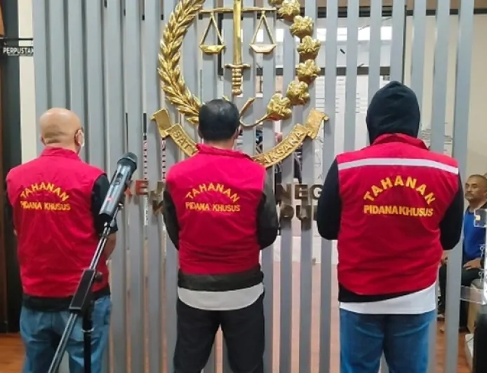 Kejaksaan Negeri Kota Bandung Resmi Tahan Tiga Tersangka Korupsi Pengadaan Barang Jasa