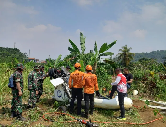 Hilang Kontak, Mantan Kadispen AU Tewas Karena Kecelakaan Pesawat di Bogor