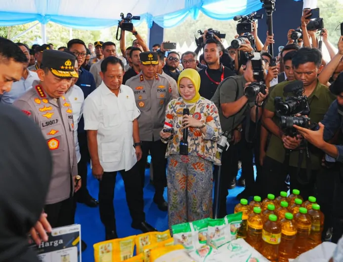 Polri dan Bulog Kick-Off Gerakan Pangan Murah Serentak di Seluruh Indonesia