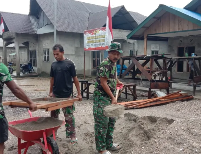 Satgas TMMD 125 Kodim 1506/Namlea: Rehab Rumah Tidak Layak Huni di Desa Leku Telah Mencapai 93 Persen