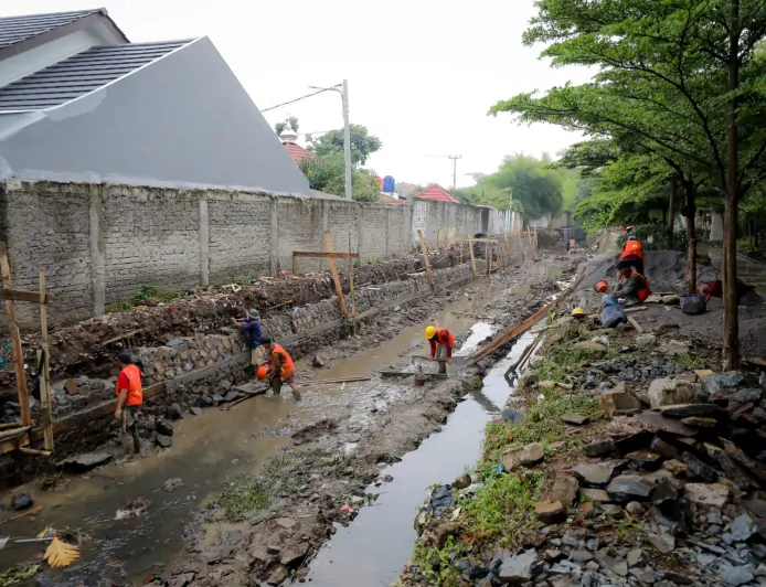 Antapani Kidul Terus Diterpa Banjir Saat Hujan Deras, Pemkot Bandung Normalisasi Sungai 