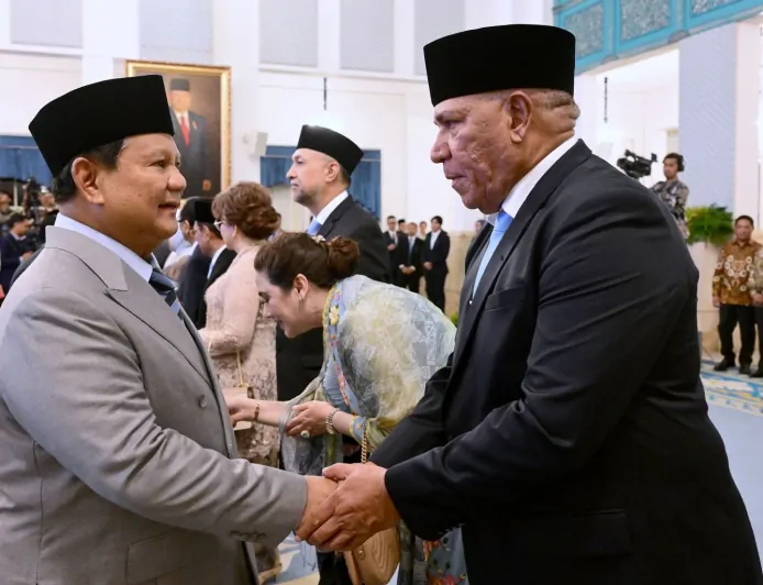 Paulus Waterpauw Dilantik Presiden Prabowo Diberi Tugas Penting pada Komite Percepatan Pembangunan Otonomi Khusus Papua