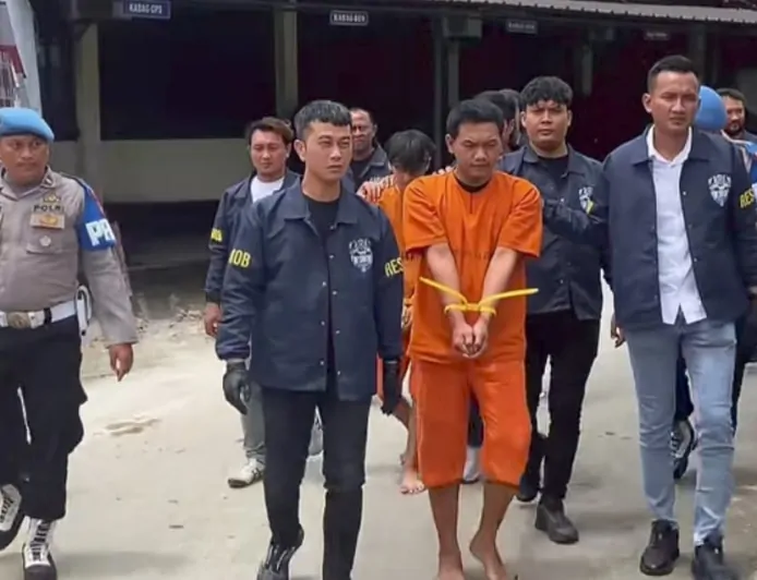 Dua Pemuda Serang Polisi Pakai Gergaji Besi saat Operasi Antik Narkoba di Cimahi, 1 Pelajar Ikut Diamankan