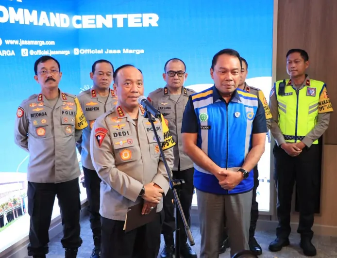 Wakapolri Pantau Arus Balik Nataru di Command Center Tol Jasa Marga Jatiasih
