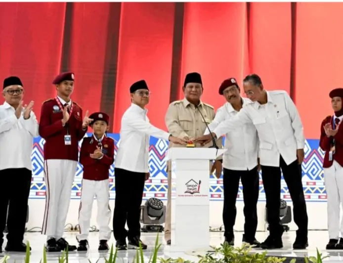 Presiden Prabowo Subianto Resmikan 166 Sekolah Rakyat di Seluruh Indonesia