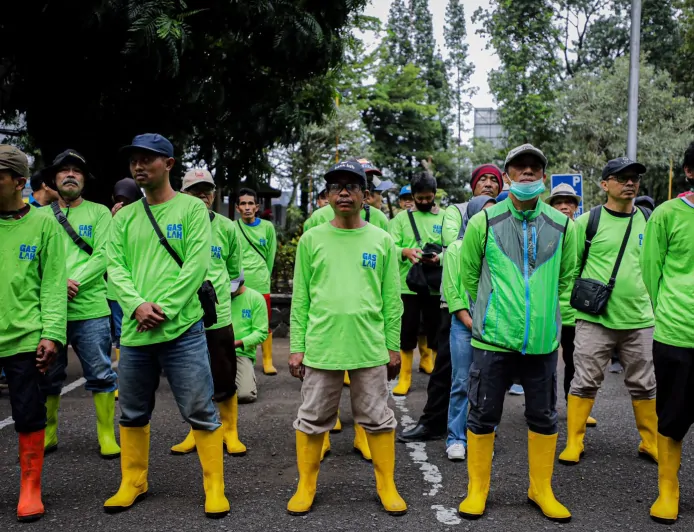 Gaslah Kota Bandung jadi Solusi Pengelolaan Sampah dari Hulu, Menteri Hanif: Banyak RW Mampu Tuntaskan Sendiri
