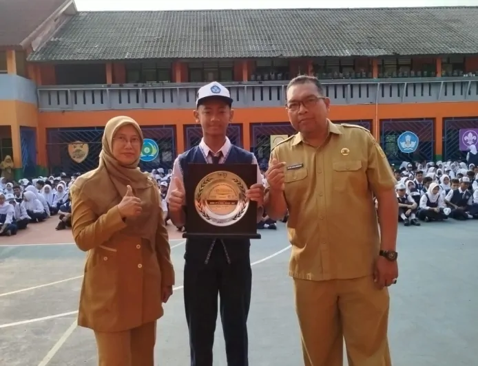 SMPN 2 Sukaraja Jadi “Rumah” Atlet Berprestasi, Ziven Rozul Siap Tampil di Moto4 European Cup 2026