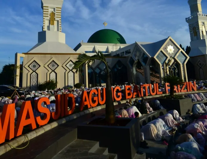 Shalat Idul Adha 1447 H di Masjid Agung Baitul Faizin