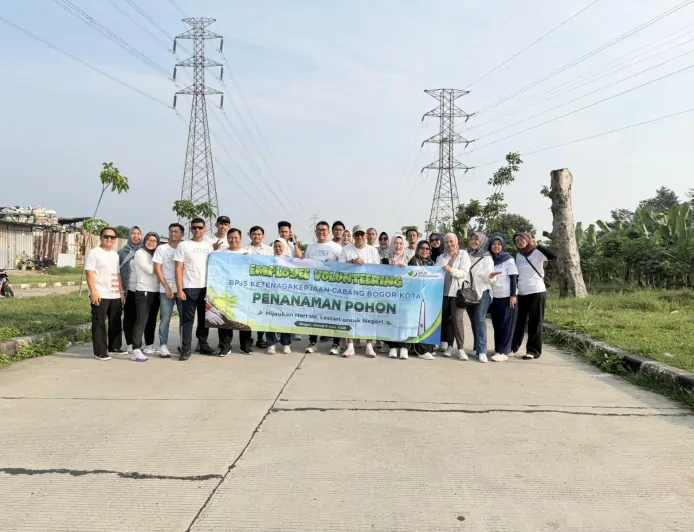 BPJS Ketenagakerjaan Cabang Bogor Kota Gelar Employee Volunteering Melalui Penanaman Pohon di Kawasan Katulampa