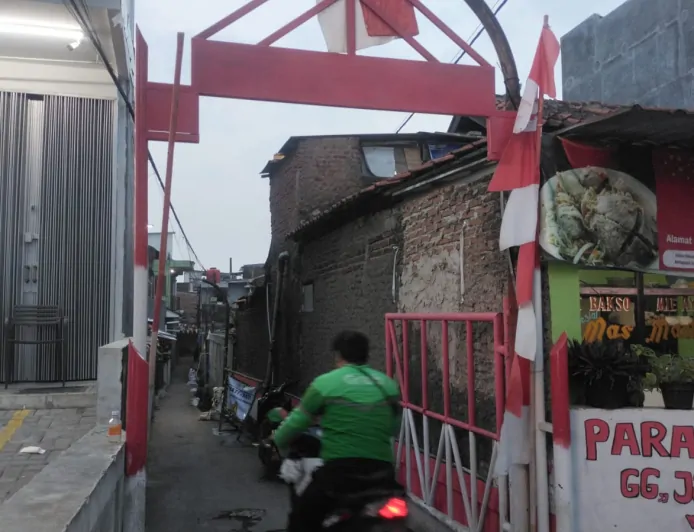 Densus 88 Geledah Rumah Kontrakan Terduga Teroris di Antapani Bandung, Sejumlah Barang Diamankan