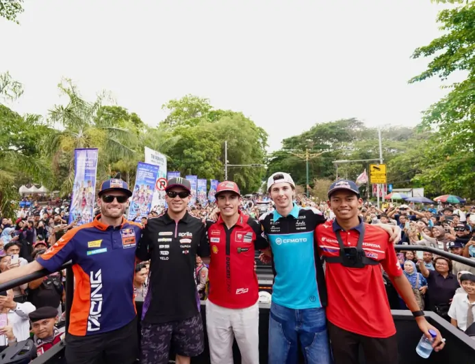 Riders Parade Pertamina Grand Prix Indonesia 2026 Hidupkan Sport Tourism Mandalika