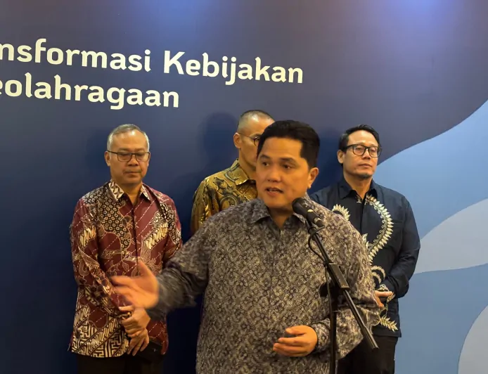 Erick Thohir Mengaku Belum Terima Kabar Terbaru Naturalisasi Gelandang Muda Arsenal U-21, Demiane Agustien